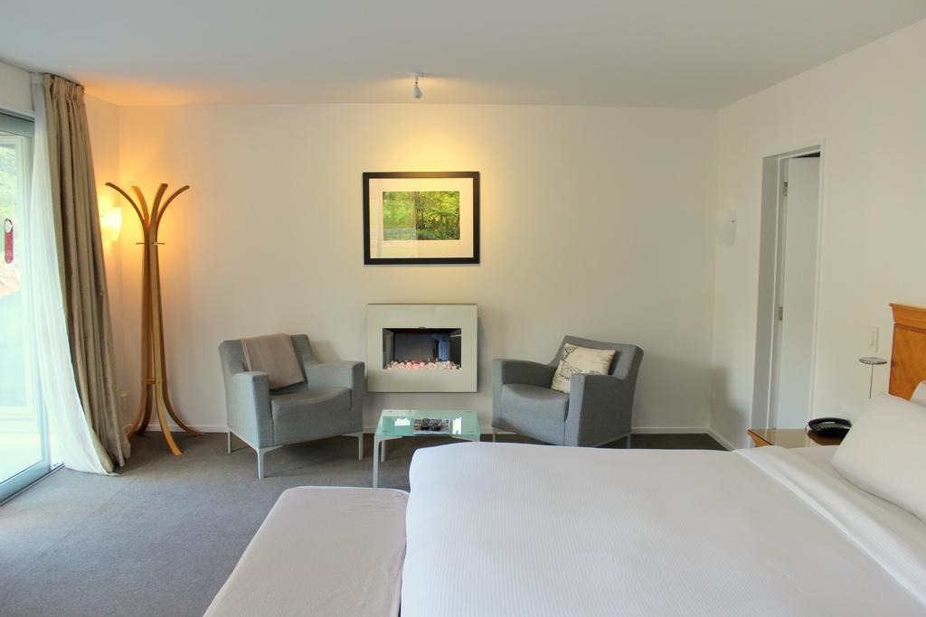 Oasis 4*
